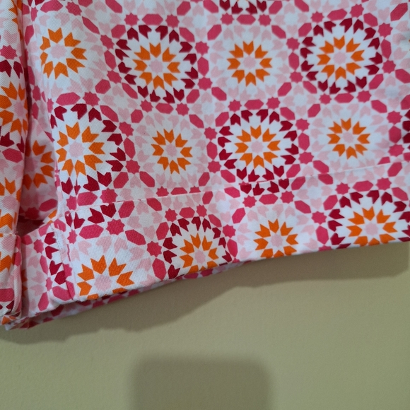 Lands' End Patterned Shorts - Picture 2 of 6